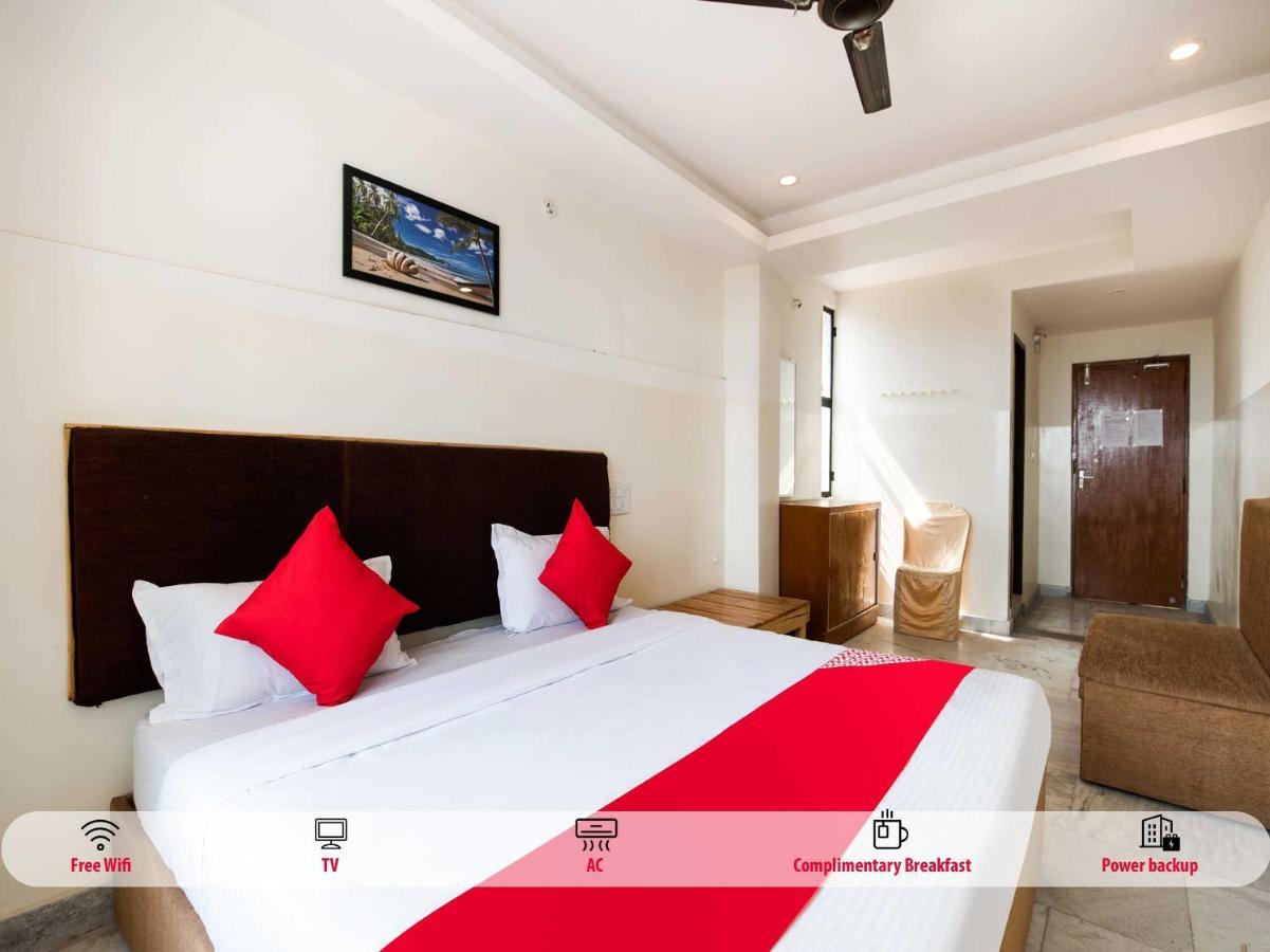 Oyo 69511 Hotel Sea E Pearl Visakhapatnam Eksteriør billede