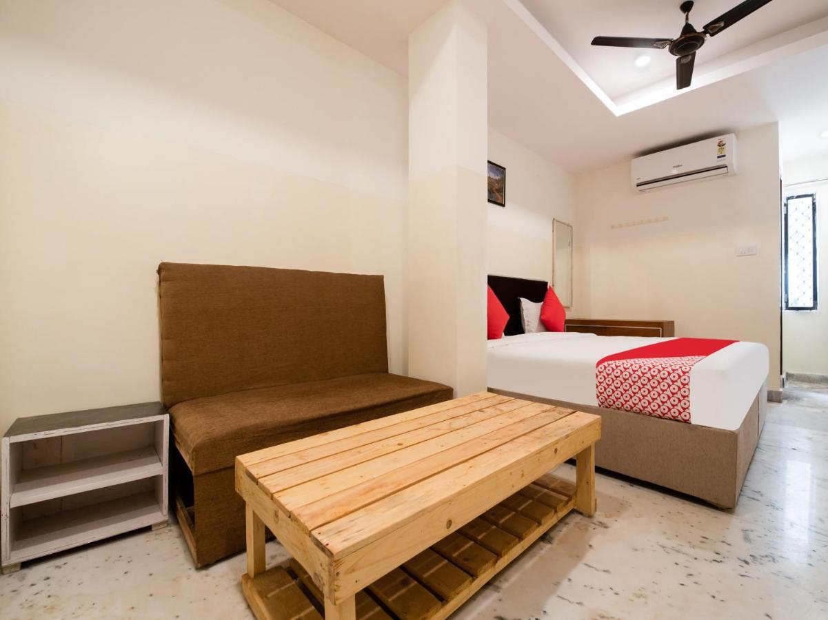Oyo 69511 Hotel Sea E Pearl Visakhapatnam Eksteriør billede