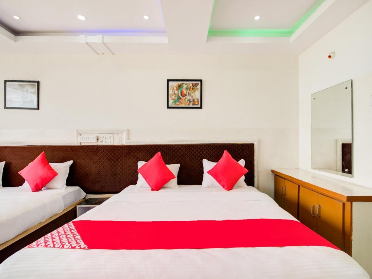 Oyo 69511 Hotel Sea E Pearl Visakhapatnam Eksteriør billede
